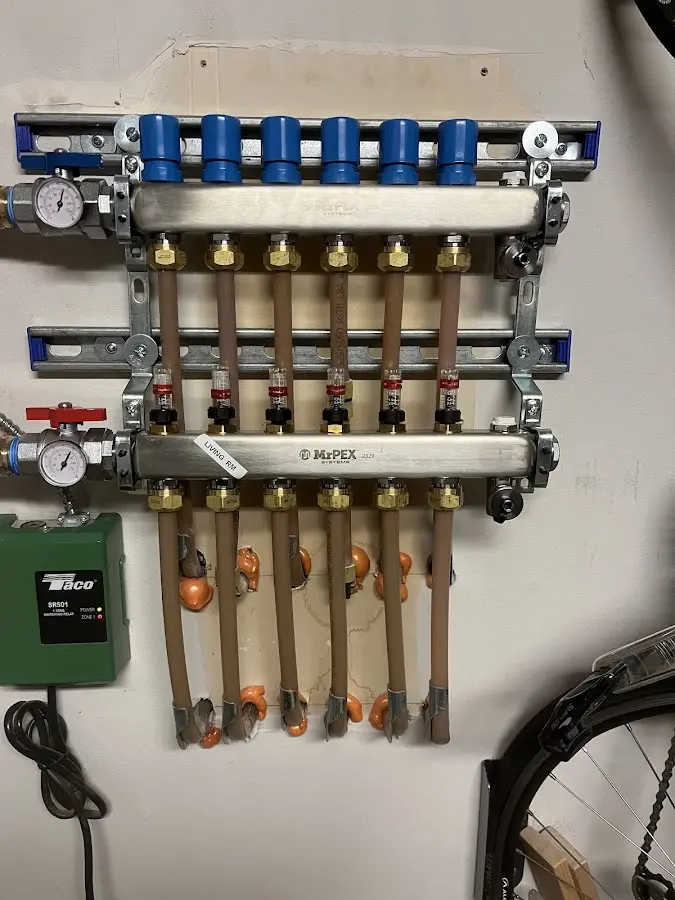 Plumber performing Gas Leak Detection at a residential property in Salem